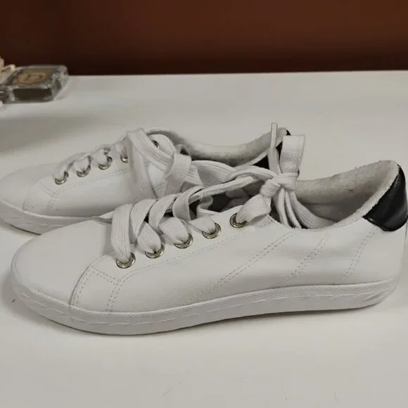 🤍 Blue Dor White Leather Sneakers – Women’s Size 7.5 – Minimalist Lace-Up Shoes - Picture 4 of 6
